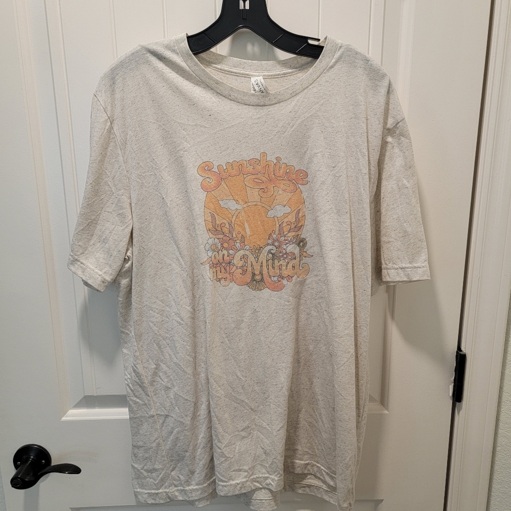 "Sunshine State of Mind" Graphic Tshirt